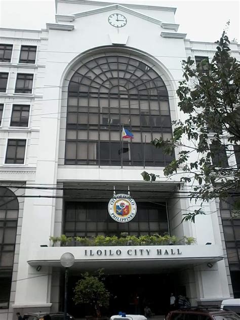 Iloilo City Hall at De la Rama Street, Iloilo City Proper, .